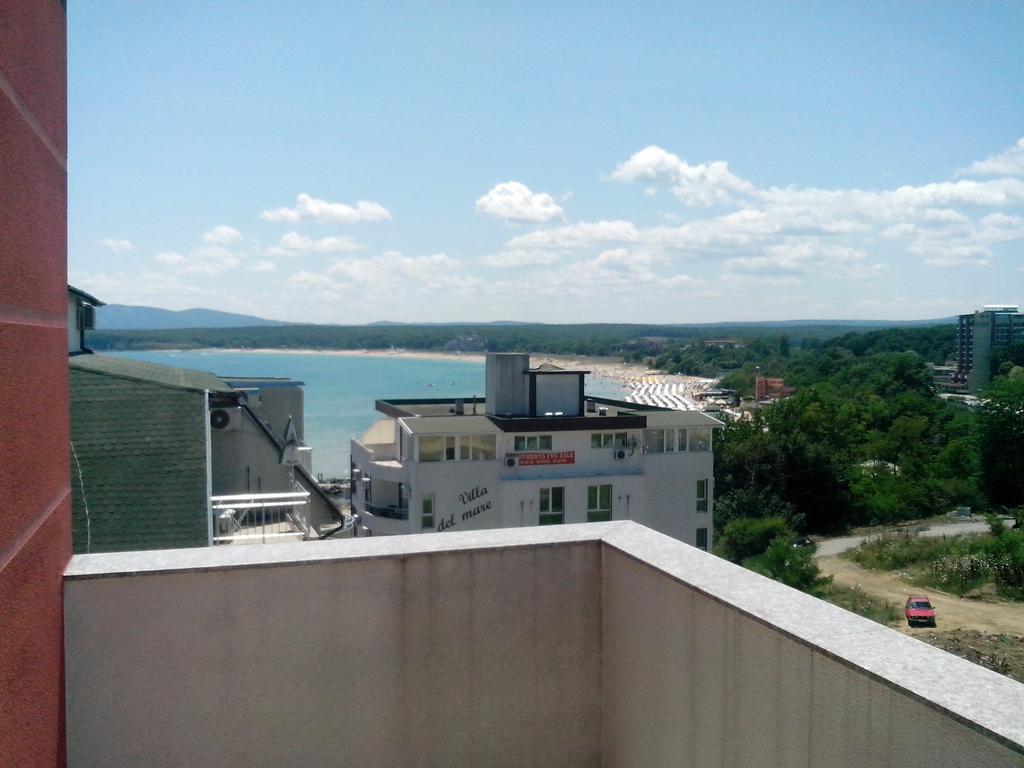 La Piazza Primorsko Rooms & Apartments Екстер'єр фото